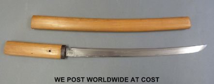 Wakizashi sword in shira saya mount fugui fuchi