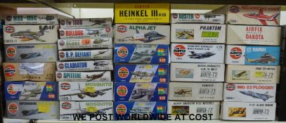 Thirty-two Airfix 1:72 scale model aircraft kits,