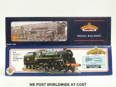 Two Bachmann 00 gauge locomotives Standard Class 'Evening Star' 92220 32-850 and BR Class 4 4-6-0