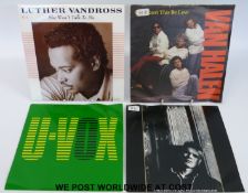 A large record case of 500 to 600x 7” singles: various genres and conditions.