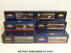 Fourteen Bachmann 00 gauge BR maroon coaches,