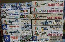 Fifteen Italaerei 1:72 scale model aircraft kits, all in original boxes.