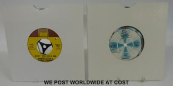 A large disco box of approximately 220x 7” singles with many from the Motown label.