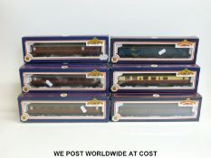 Twelve Bachmann 00 gauge LMS carriages,