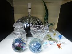 A small collection of glass items to include 