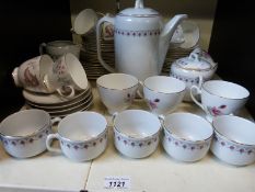 A quantity of ceramics to include Royal Worcester Evesham, Wedgwood, Royal Albert Lavender Rose,