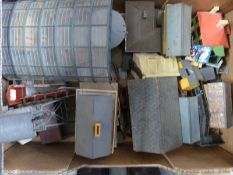 A collection of Hornby, Mainline and other 00 gauge carriages, wagons,