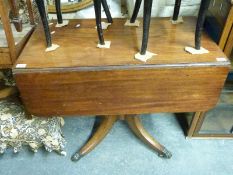 A 19thC mahogany Pembroke table (H70 x W91cm)