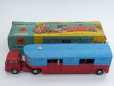 Corgi Major Toys diecast model Chipperfields Circus Horse Transporter with Horses, 1130,