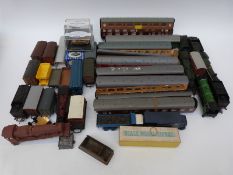 A collection of Hornby and similar 00 gauge carriages, locomotive bodies,