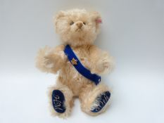 Steiff Original 'Queen Elizabeth' 662140 teddy bear, with light blonde mohair, button to ear,