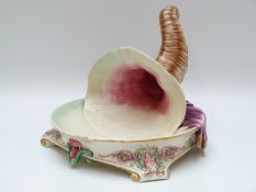 A late 19th century Worcester majolica shell shaped bowl (23cm diameter)