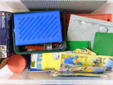 A very large collection of Lego including Technic models,