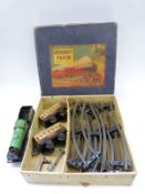 Hornby 0 gauge M0 passenger train set with clockwork locomotive,