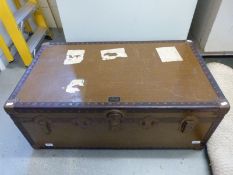 A vintage Victor Steamer or travelling trunk (H37 x L91 x D53cm)