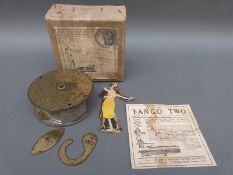 'Tango Two' magnetic gramophone dancers in original box, with original instructions,