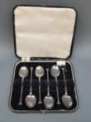 A cased set of hallmarked silver spoons, Sheffield 1937,