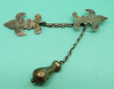 Henry Samual Ellis silver shawl brooch in the form of two fleur de lys, Exeter 1847,