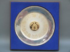 A hallmarked silver coronation of Elizabeth II 1953-1978 College of Arms dish weight 574g,