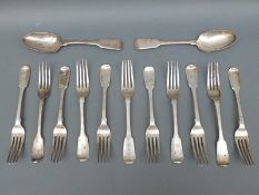 A set of 11 Victorian hallmarked silver dessert forks, London 1838,
