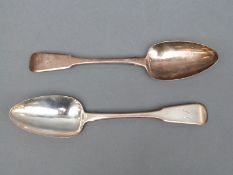 A pair of Georgian Irish hallmarked silver fiddle pattern table spoons,