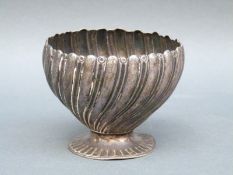 A Victorian hallmarked silver wrythen sugar bowl, Birmingham 1886 maker Hillard & Thomason,