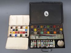 A vintage Reeves' students colour box No.
