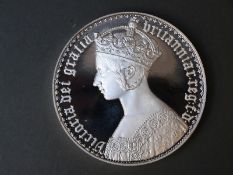 A cased silver commemorative giant coin representing a Victorian Gothic coin, 13.
