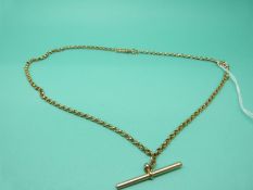 A 9ct gold chain with T bar, weight 6.