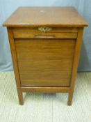A tambour fronted oak filing/music cabinet with five drawers (H77 x W50 x D50cm)