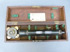 A cased H Carter Bowles levelling scope, label to inner lid 6 Queen's Circus,