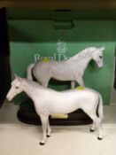 Royal Doulton Desert Orchid in original box and a Royal Doulton grey racehorse