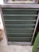 A seven drawer metal tool cabinet (W52 x D65 x H79cm)