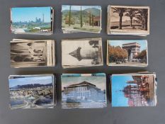 Approximately 500 mainly mid 20thC world postcards