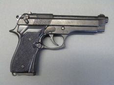 Parabellum replica Mod 92F 9mm pistol in Walther P38 box