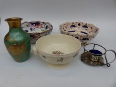 Masons and Wedgwood Conway pedestal bowls,