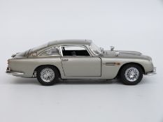 Danbury Mint diecast model James Bond 007 Aston Martin DB5