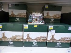 Eight larger green boxed Lilliput Lane cottages to include Lead Kindly Light, The Three Kings,