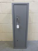 Brattansound Engineering Ltd metal gun safe with two sets of keys