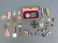 A quantity of military & other medals, buttons, badges etc to include WVS medal and badge,