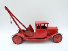 Tri-ang large scale pressed steel recovery truck with red body and wheels,