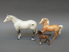 Three Beswick horses