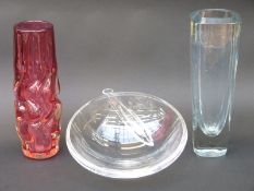 Three pieces of decorative glassware comprising a Dartington bowl (24cm in diameter),