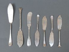 Seven various Victorian and later hallmarked silver butter knives, Sheffield,