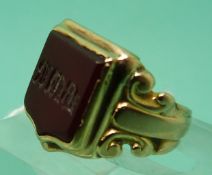 A Georgian / Victorian signet ring set with an intaglio, 5.