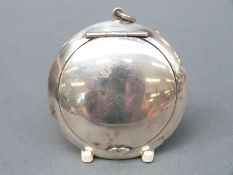 A George V hallmarked silver marked 935 circular compact with gilt interior, diameter 6cm,