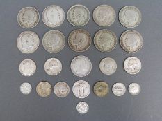 Approximately 150g of George V silver coinage, includes some USA examples,