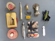 A quantity of sewing and other collectables including Mauchline ware notebook