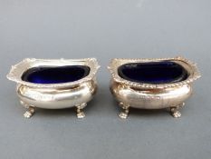 A pair of Edward VII hallmarked silver open salts with graduated edge,