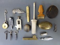 A trench art or similar snuff box marked Sam Rugman Alveston, Glos 1924,